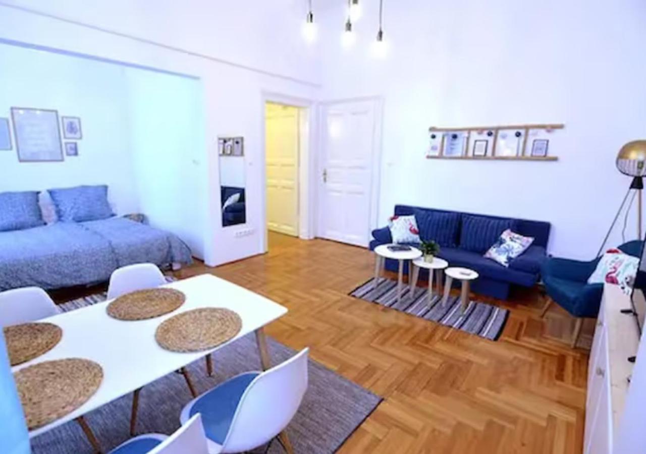 Cozy Design Home - Near Keleti & Citypark Budapeste Exterior foto